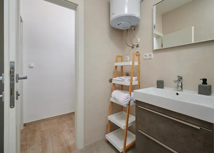 Zen - Private Pool Trogir